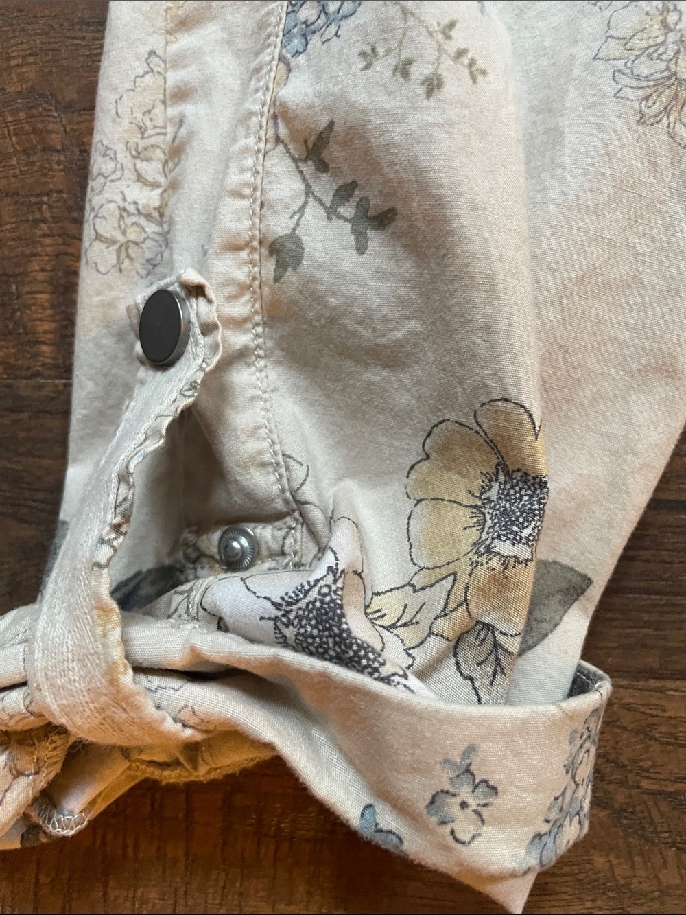 Democracy Cream Floral Utility Pants - Picture 4 of 8